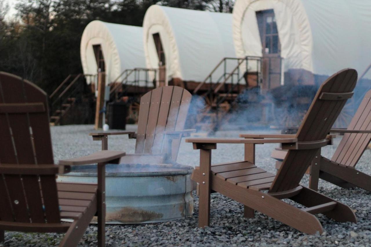 Smoky Hollow Outdoor Resort Covered Wagon Sevierville Exterior foto